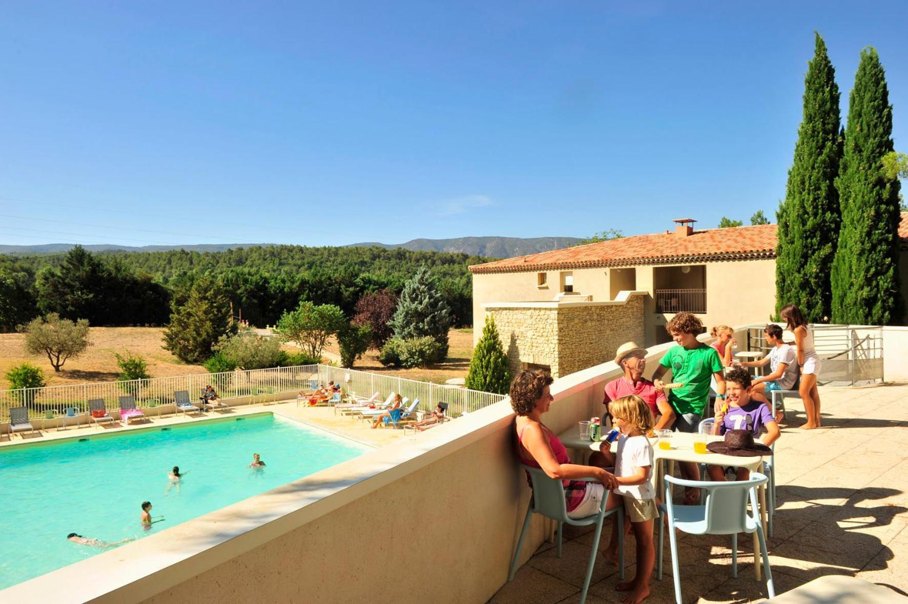 Residence Goelia Le Domaine Du Moulin Blanc Gordes Exterior photo